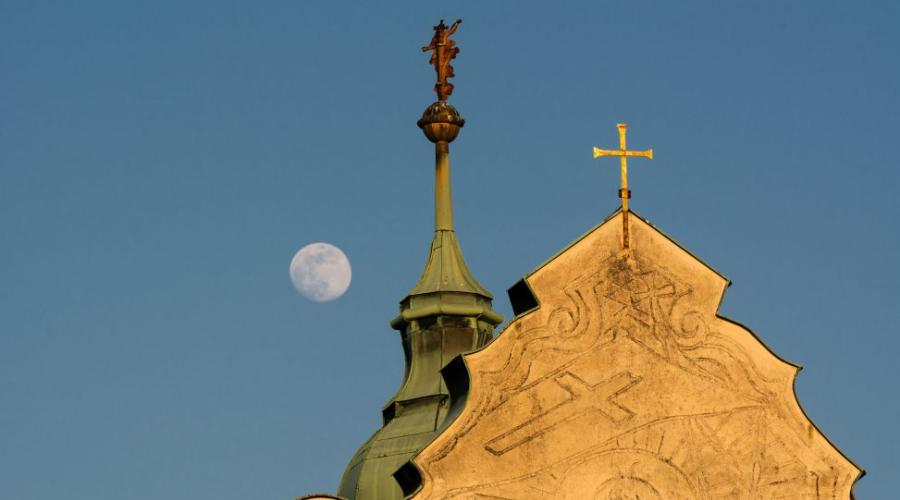 LA PASCUA Y LA LUNA: cálculos y convenciones